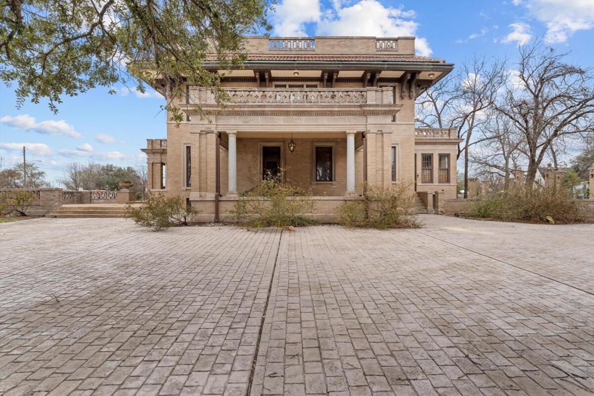 Willa Historic Migel House In Downtown Waco Zewnętrze zdjęcie