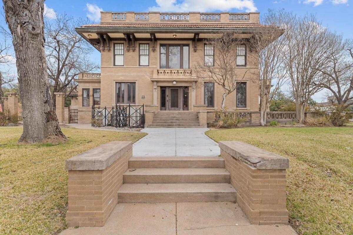 Willa Historic Migel House In Downtown Waco Zewnętrze zdjęcie